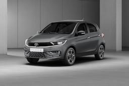 Tata Tiago Color Daytona Grey
